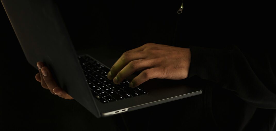 Analyzing the Pros and Cons of Satellite TV versus Cable TV - Brands For Less USA